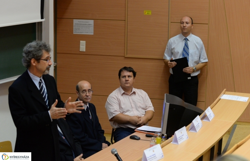 Konferencia a duális képzésről a Nyíregyházi Fóiskolán