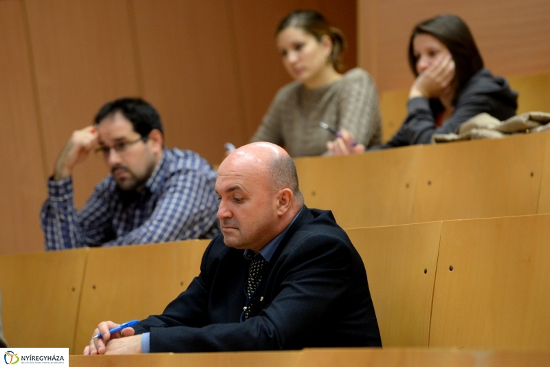 Konferencia a duális képzésről a Nyíregyházi Fóiskolán