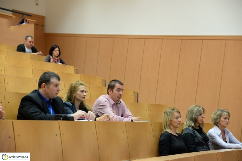 Konferencia a duális képzésről a Nyíregyházi Fóiskolán