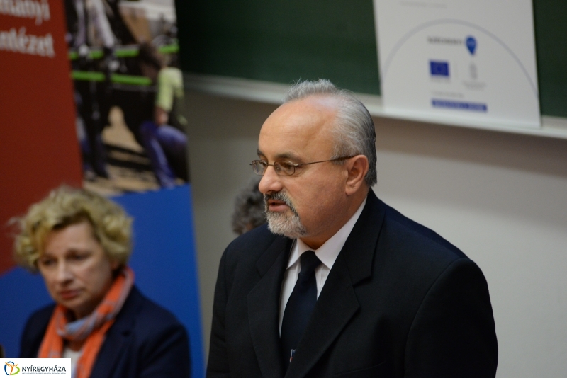 Konferencia a duális képzésről a Nyíregyházi Fóiskolán
