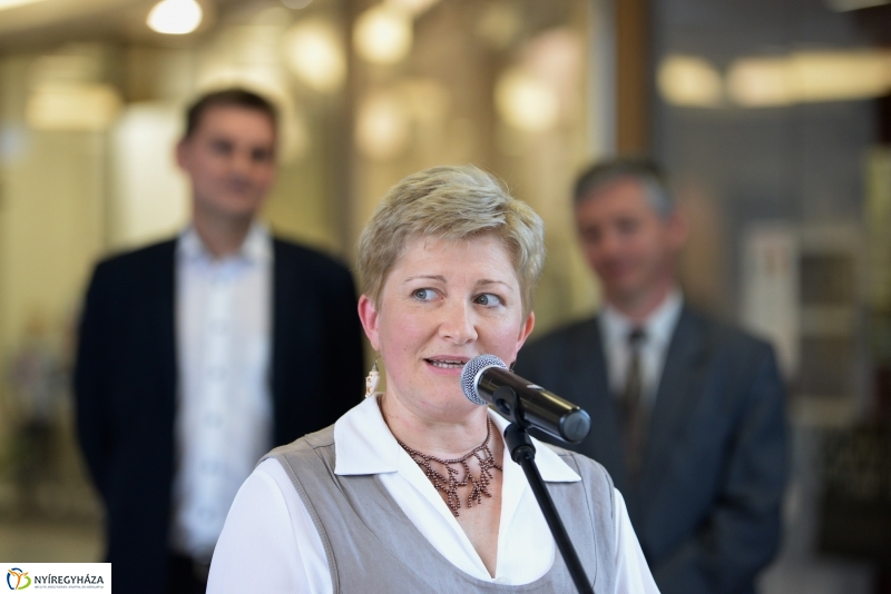 A Korzóban Orémusz József festményeiből nyílt kiállítás