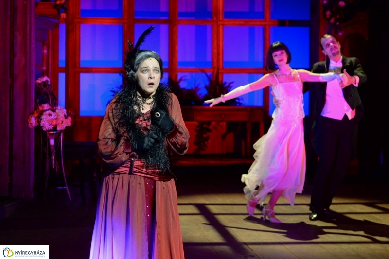 Dollárpapa bemutató