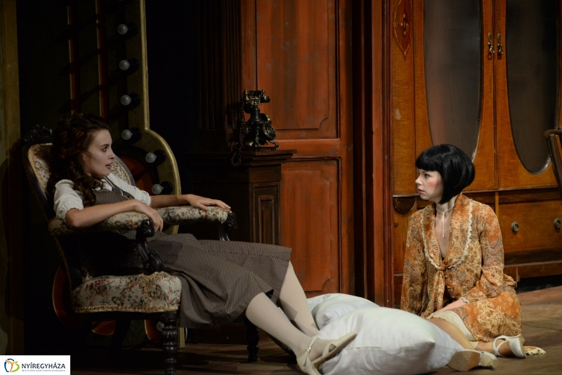 Dollárpapa bemutató