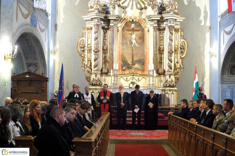 Emlékezés az aradi vértanúkra