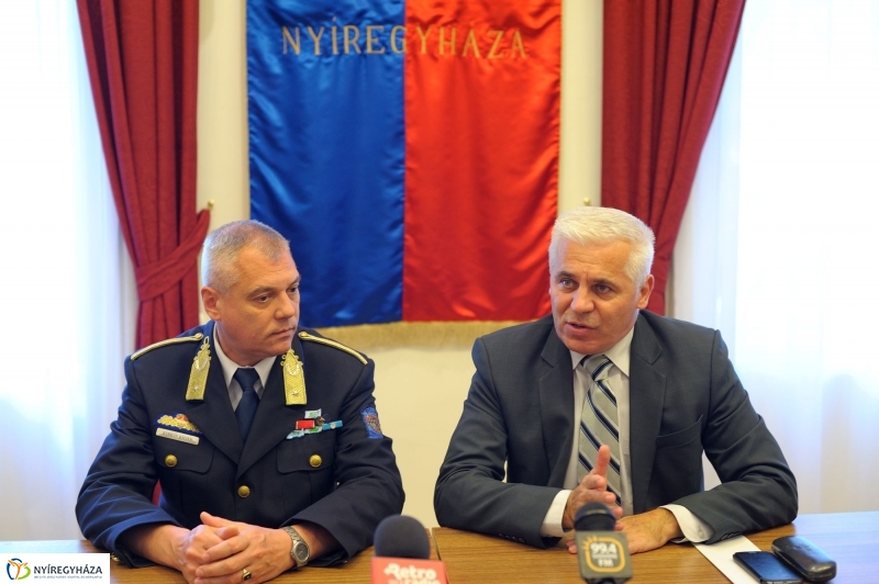 Elismerés szolgálatért