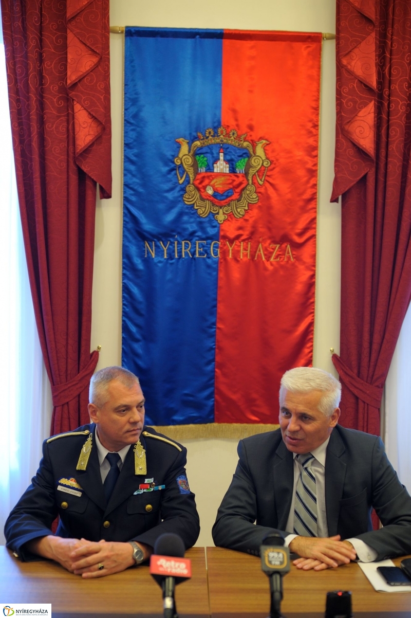 Elismerés szolgálatért