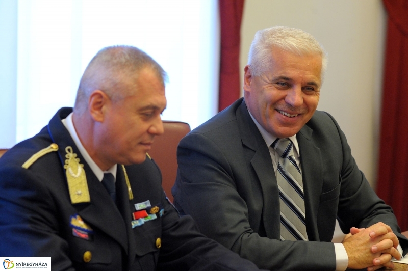 Elismerés szolgálatért