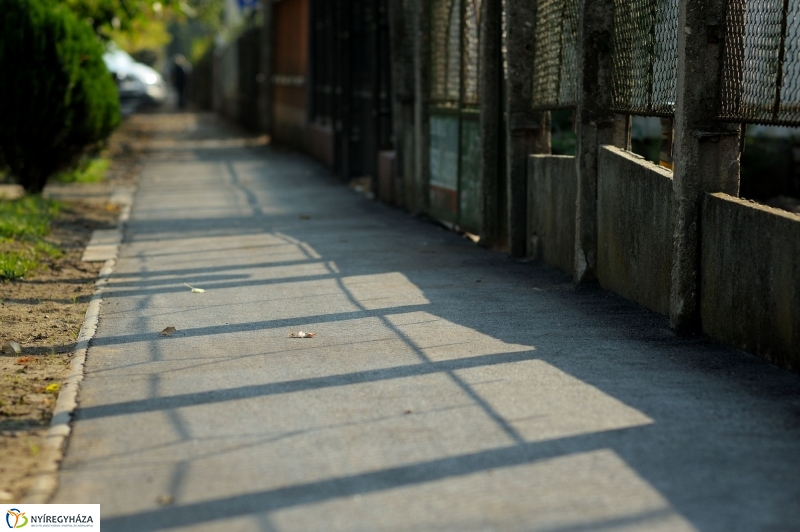 Új járdaszakasz