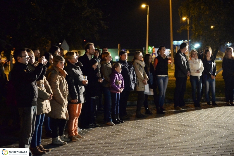 Civilek az éjszakában-a Humán Net Alapítvány rendezvénye