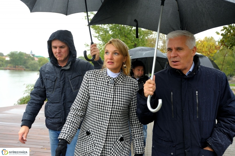 Sóstófejlesztés - Játszótér átadás