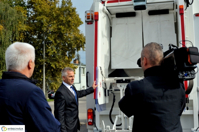 Korszerű hulladékszállítás Nyíregyházán