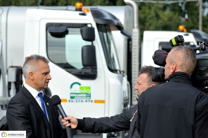 Korszerű hulladékszállítás Nyíregyházán