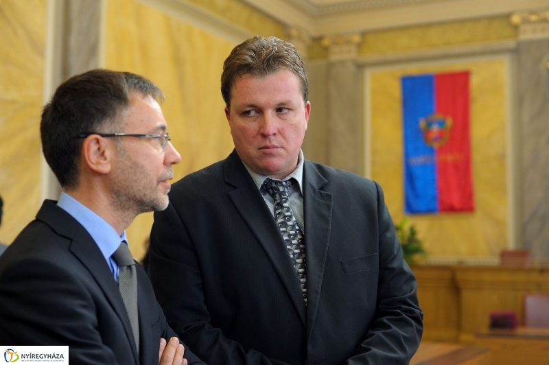 Ezüstlelet a városházán