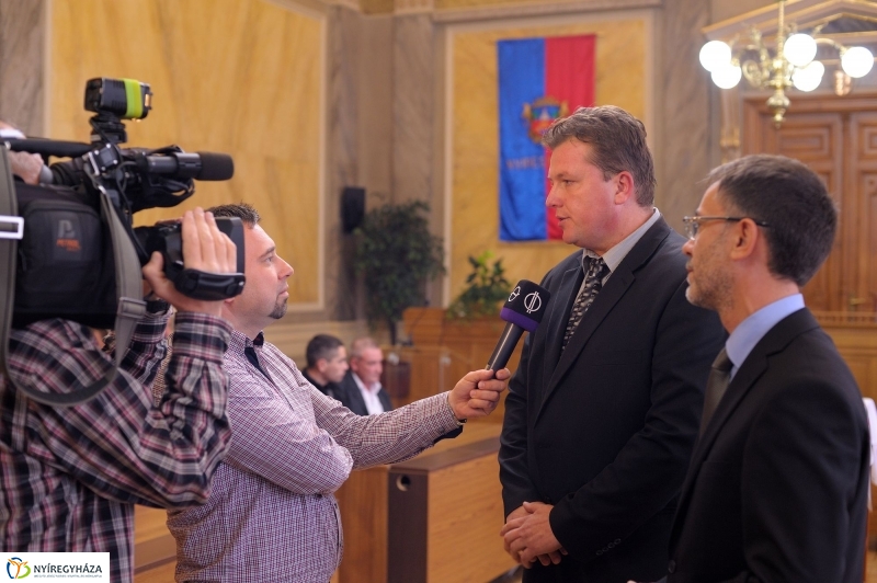 Ezüstlelet a városházán