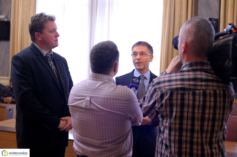 Ezüstlelet a városházán