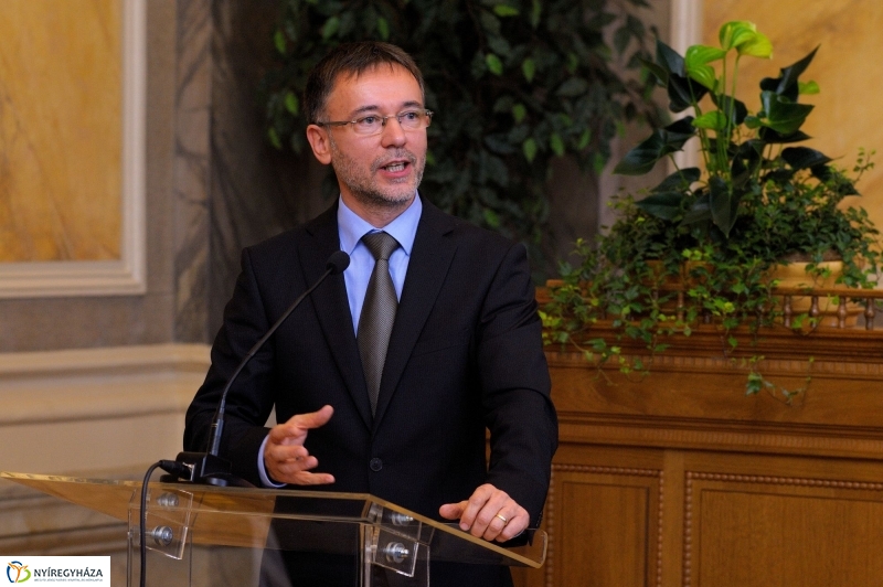 Ezüstlelet a városházán