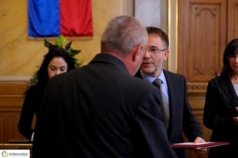 Ezüstlelet a városházán