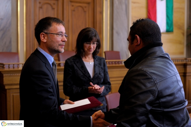 Ezüstlelet a városházán