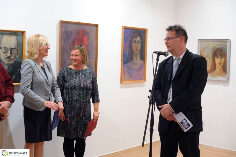 Huszár István tárlat a Városi Galériában