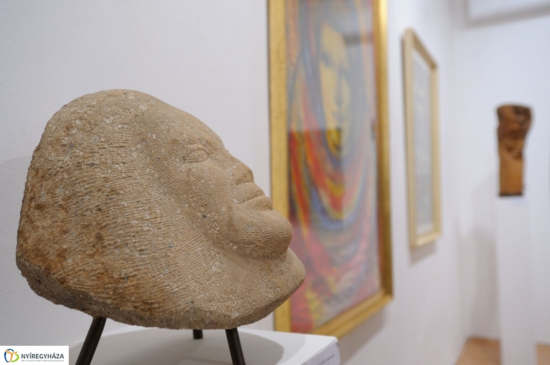 Huszár István tárlat a Városi Galériában