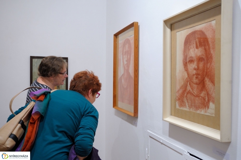 Huszár István tárlat a Városi Galériában