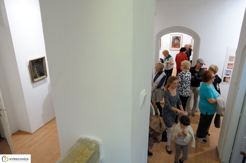 Huszár István tárlat a Városi Galériában