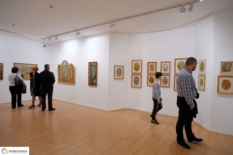 Huszár István tárlat a Városi Galériában