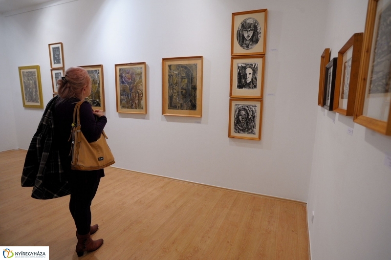 Huszár István tárlat a Városi Galériában