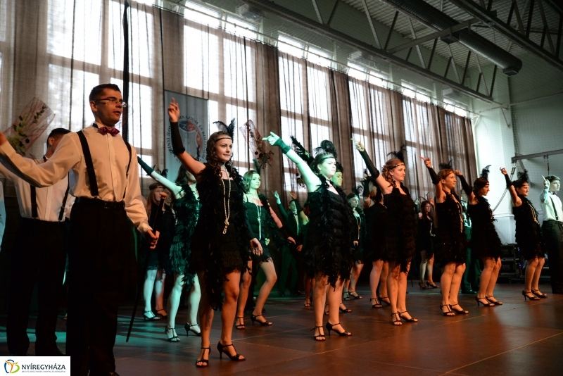 A Zrínyi Ilona Gimnázium szalagavató műsora