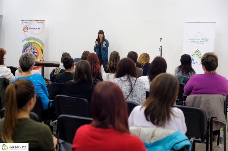 Oravecz Nóra könyvbemutatója