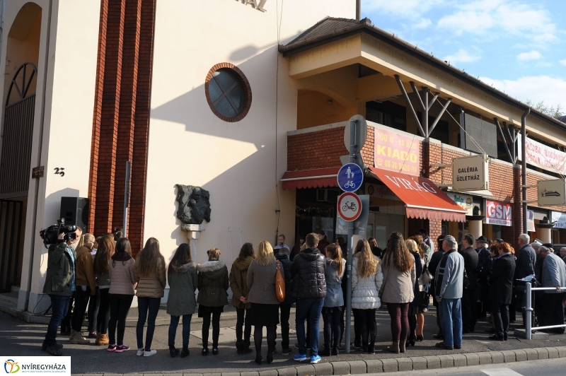 Október 22-i koszorúzások