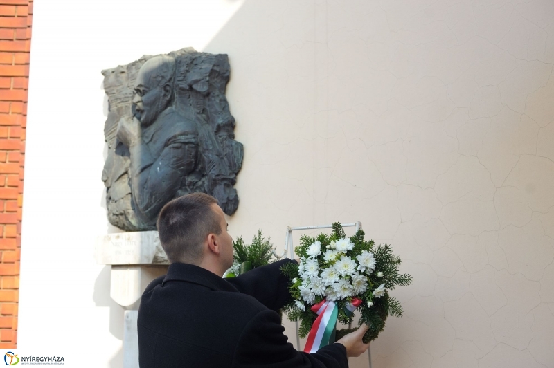 Október 22-i koszorúzások