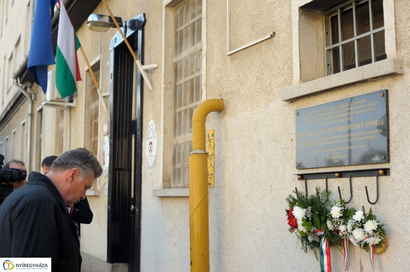 Október 22-i koszorúzások