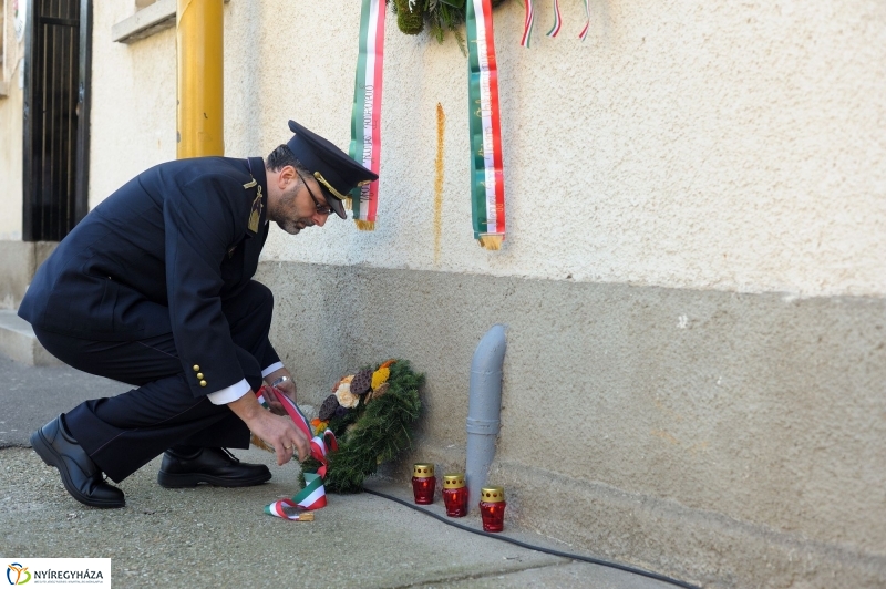 Október 22-i koszorúzások