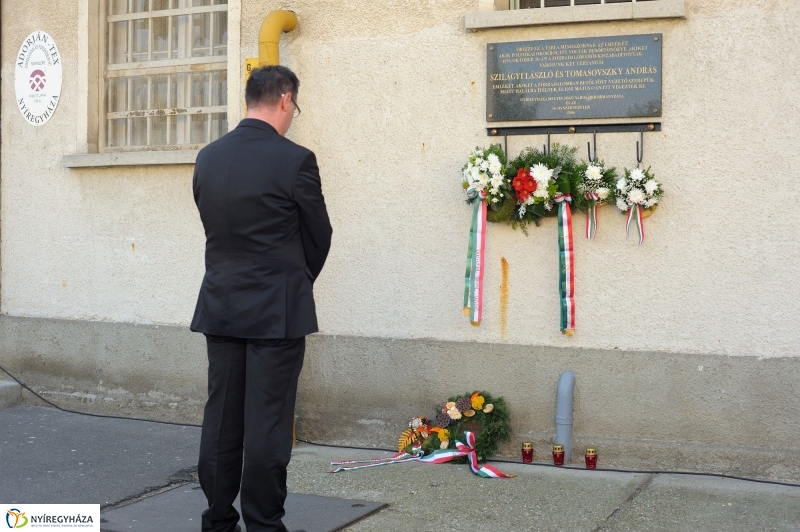 Október 22-i koszorúzások