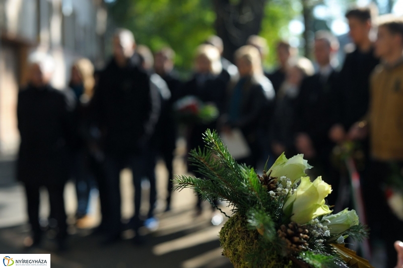 Október 22-i koszorúzások