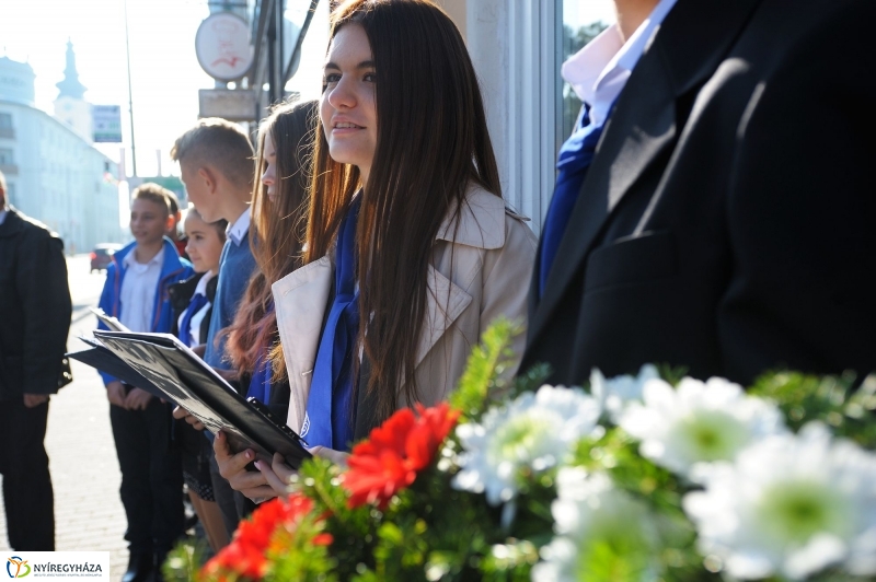 Október 22-i koszorúzások