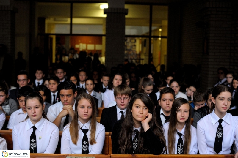 Ünnepi megemlékezés a Szent Imre Gimnáziumban