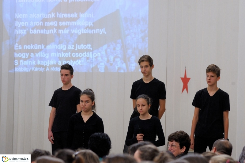 Ünnepi megemlékezés a Szent Imre Gimnáziumban