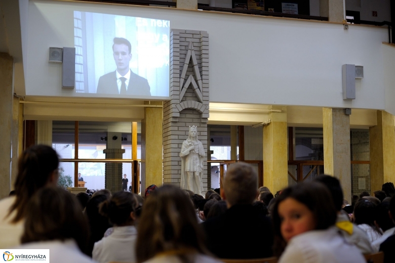 Ünnepi megemlékezés a Szent Imre Gimnáziumban