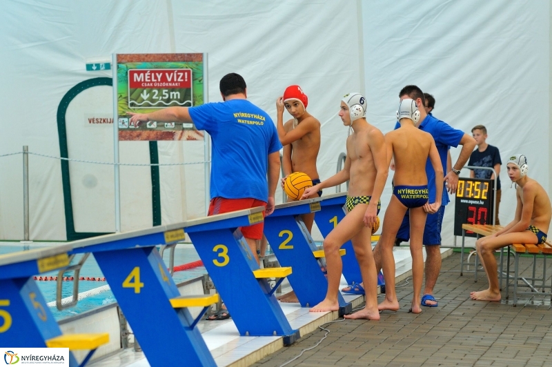 Lefedték a medencét