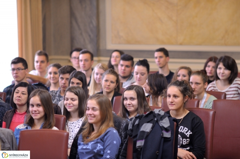 Diáktalálkozó a Városházán