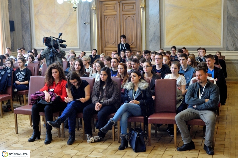 Diáktalálkozó a Városházán