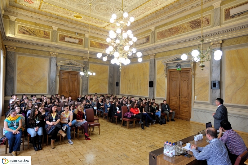 Diáktalálkozó a Városházán