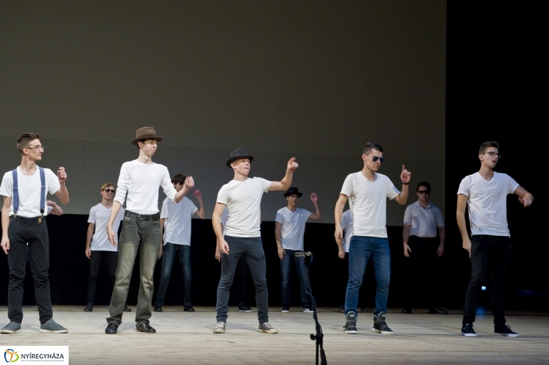 Szalagavató a Széchenyi Szakközépiskolában