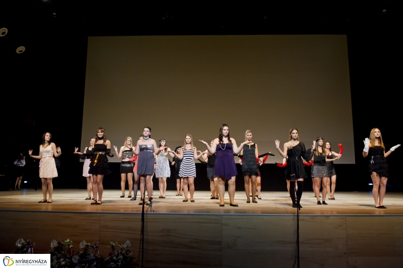 Szalagavató a Széchenyi Szakközépiskolában