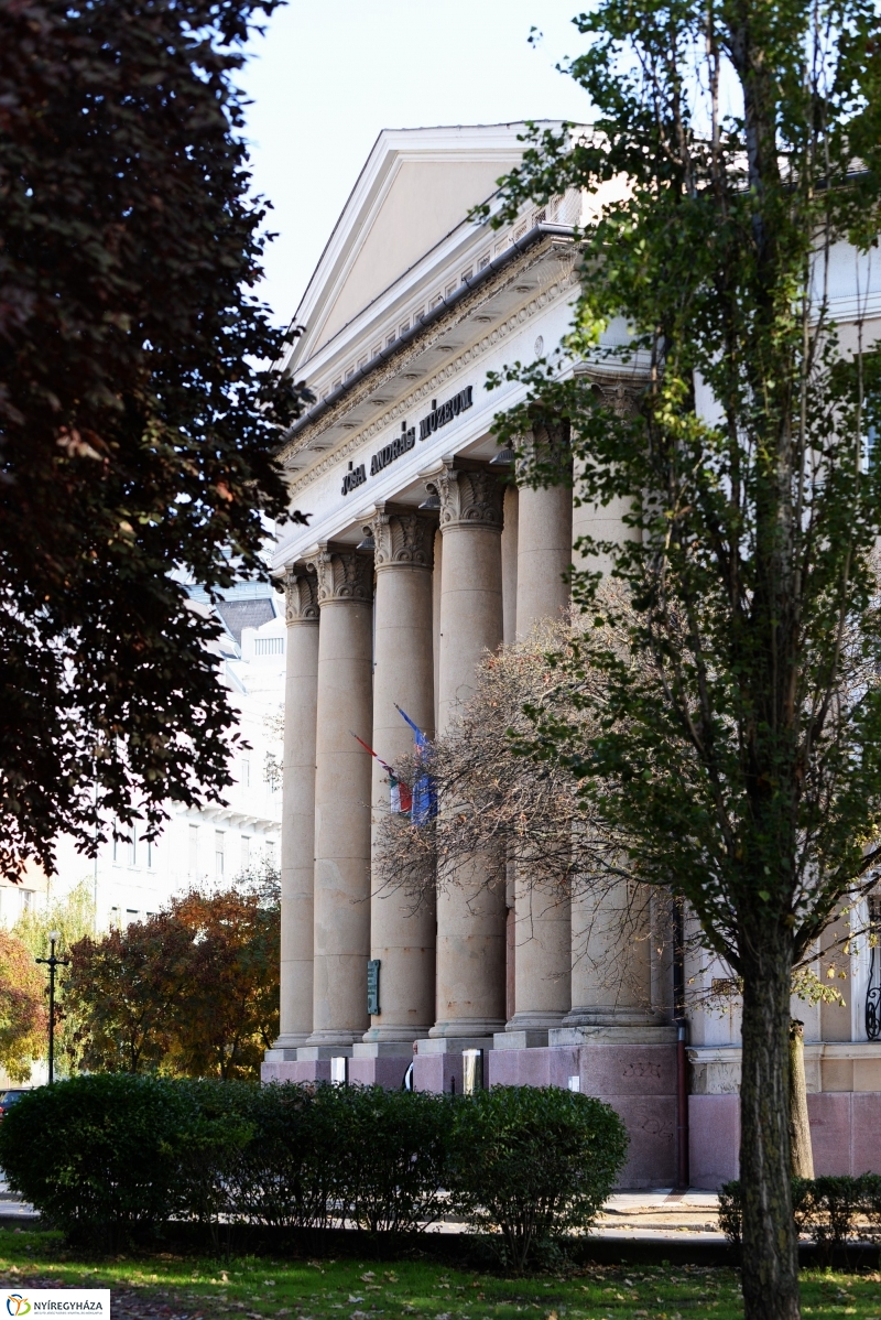 Belvárosi séta az őszi napsütésben