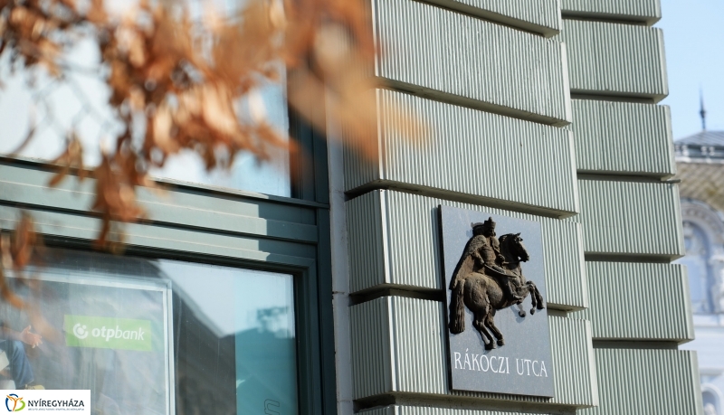 Belvárosi séta az őszi napsütésben