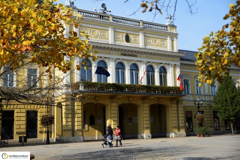 Belvárosi séta az őszi napsütésben