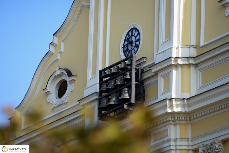 Belvárosi séta az őszi napsütésben